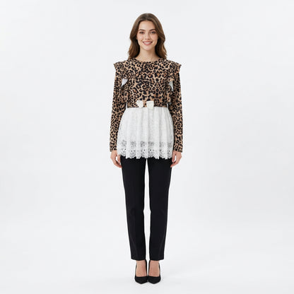 Blusa Leopardata con Dettagli in Pizzo