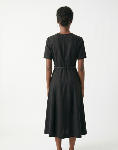 Abito Midi Minimal con Cintura